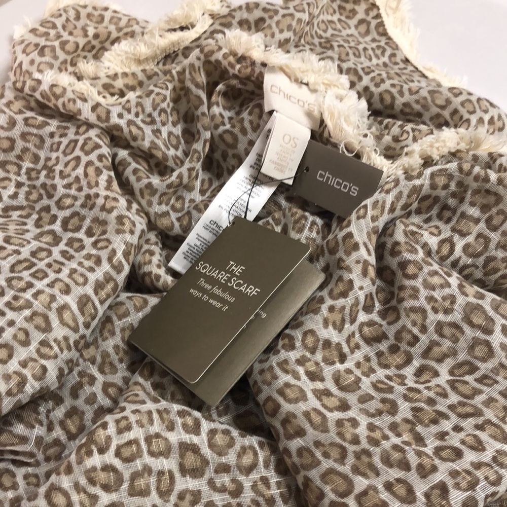 Chico’s NWT Animal print square scarf - Picture 2 of 9